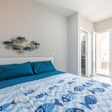 Magnolia House *